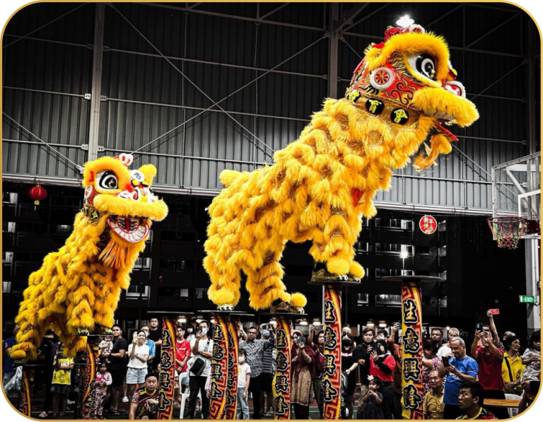 twin lions on freestyle high poles